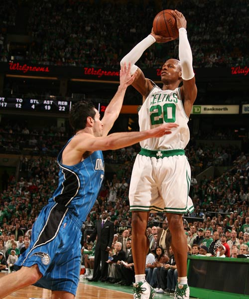 纪录扩大到 纪录扩大到